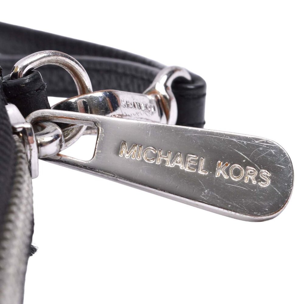 MICHAEL KORS Black Leather Long Zippered Wallet Wristlet - Picture 3 of 12